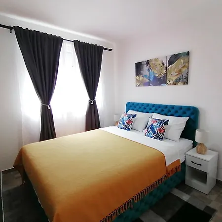 Kristi Lux New 1-Bedroom Apartment With Pool, Balcony And Free Parking Veliko Gradiste Exterior photo