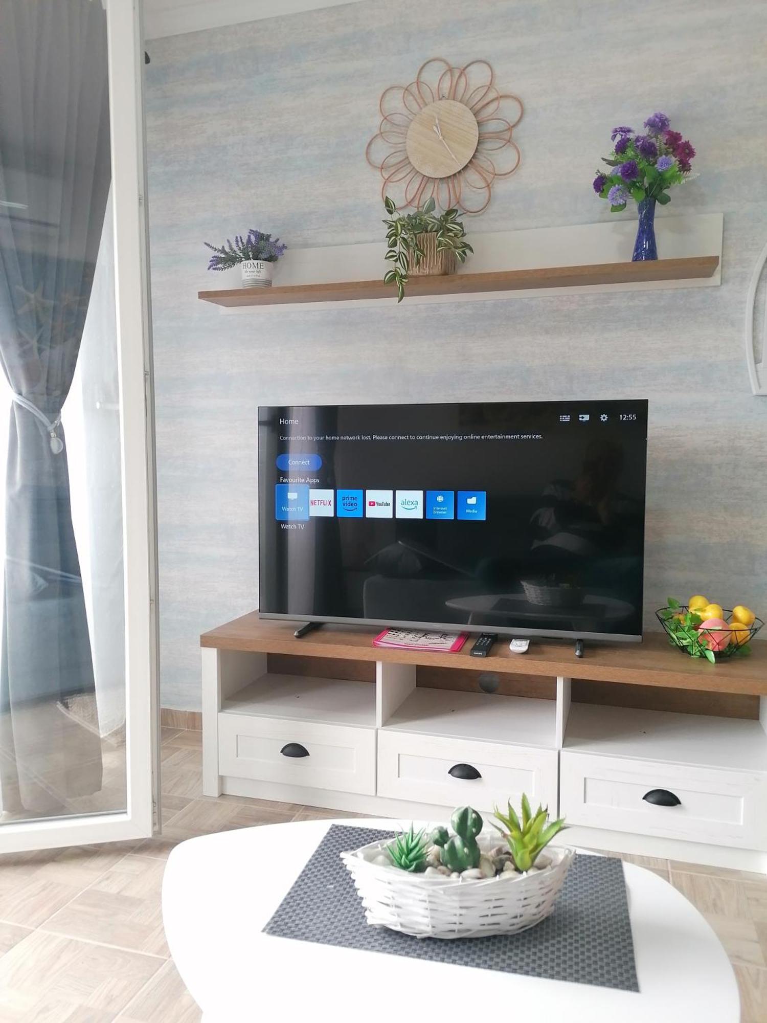 Apartment Kristi Lux New 1-bedroom With Pool, Balcony And Free Parking Veliko Gradiste