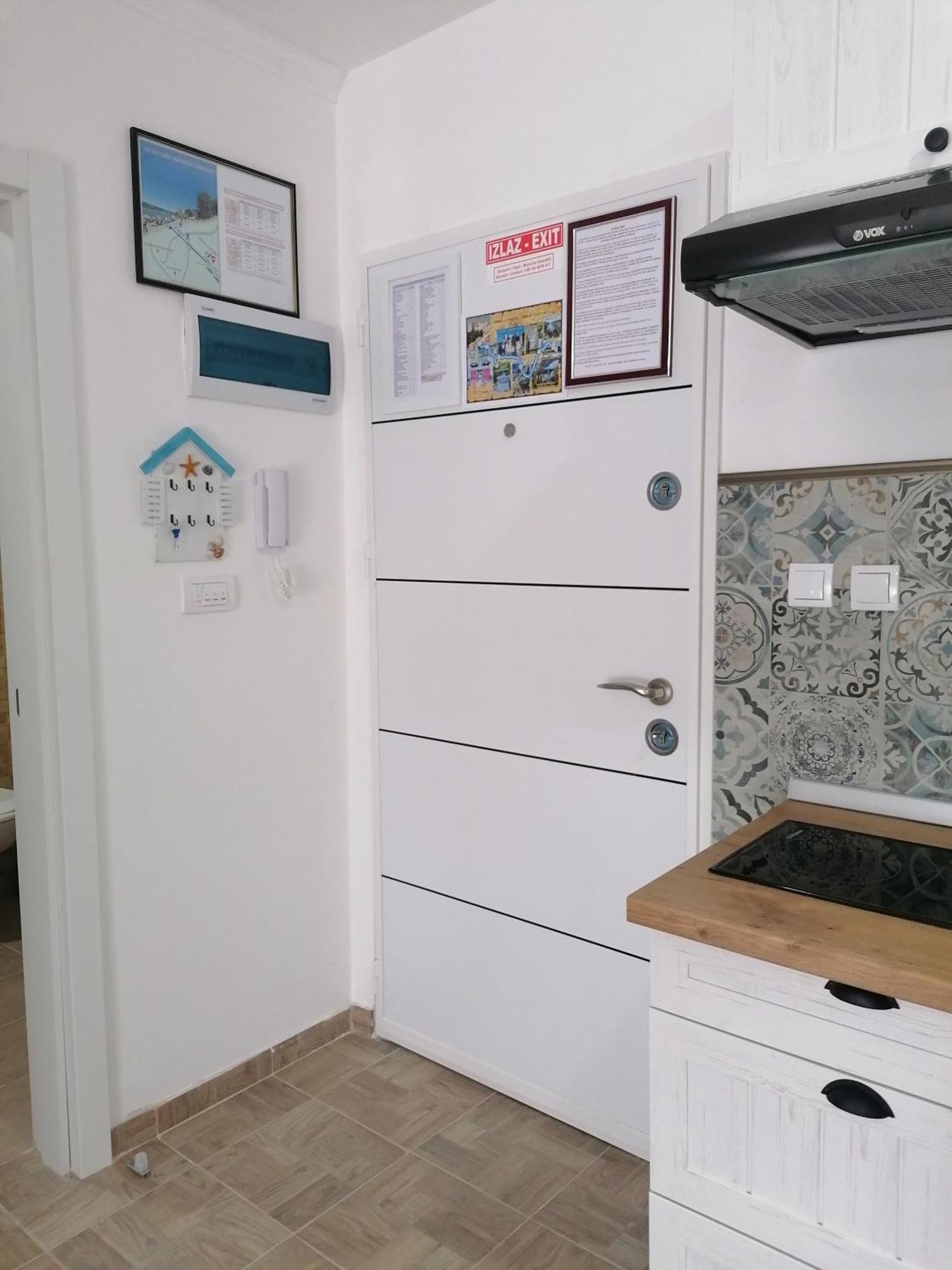 Apartment Kristi Lux New 1-bedroom With Pool, Balcony And Free Parking *